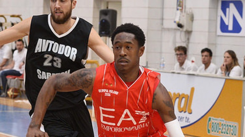 Žanis Peiners ''Avtodor'' sastāvā paspēja uzspēlēt pret Milānas "EA7 Emporio Armani" un bijušo NBA aizsargu Maršonu Bruksu
Foto: olimpiamilano.com