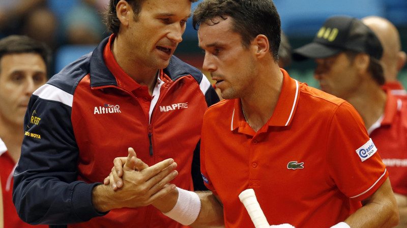 Karloss Moija nebija iztēlojies, ka pirmais numurs viņa vadītajā komandā būs Roberto Bautista Aguts
Foto: Reuters/Scanpix