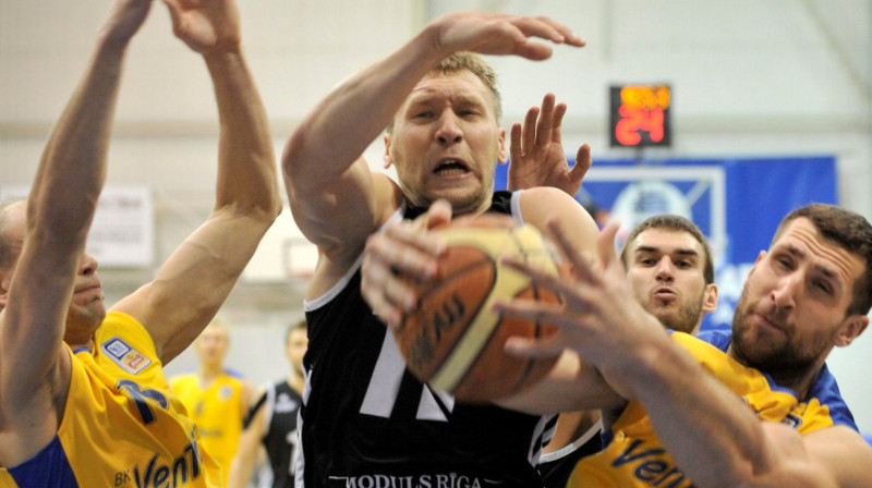 Akselis Vairogs, Artūrs Strēlnieks, Ronalds Zaķis
Foto: Romāns Kokšarovs, f64