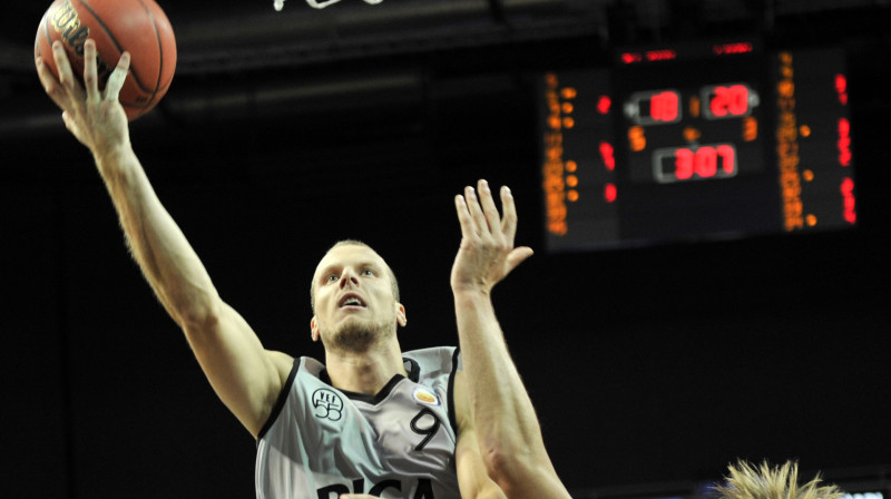 Gatis Jahovičs VEF sastāvā nospēlēja sešas sezonas (2008-2014), kļūstot par trīskārtēju Latvijas čempionu
Foto: Romāns Kokšarovs, f64