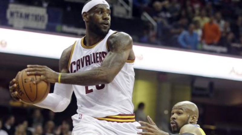 Lebrons Džeimss atkal Klīvlendas formā
Foto: AP/Scanpix