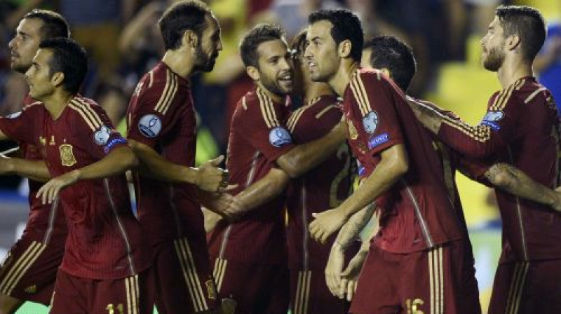 Spānijas izlases futbolisti
Foto: AFP/Scanpix