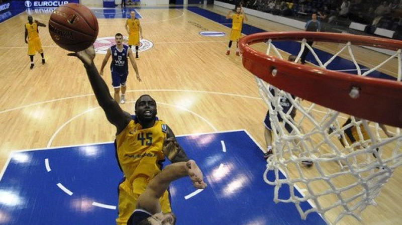 Džerajs Grants un BK "Ventspils": Eiropas kausa izcīņā atgriešanās ar uzvaru.
Foto: Romāns Kokšarovs, F64.