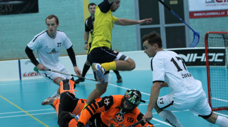 Moments no spēles starp "Lielvārdi" un "Pārgauju"
Foto: Ritvars Raits, floorball.lv