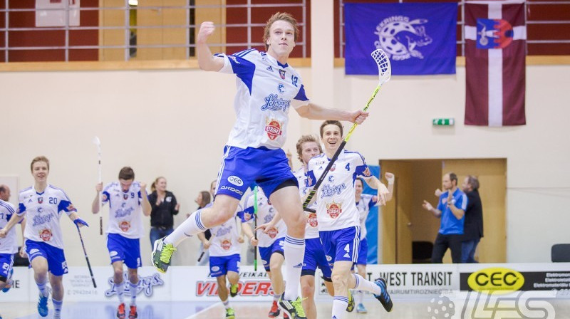 Cēsnieks Aleksandrs Abramovs guvis uzvaras vārtus:
Foto: floorball.lv