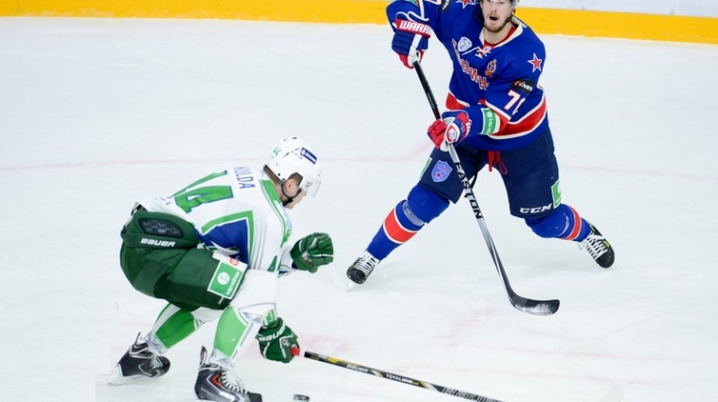 Artūrs Kulda bloķē armijnieku uzbrukumu
Foto: ska.ru