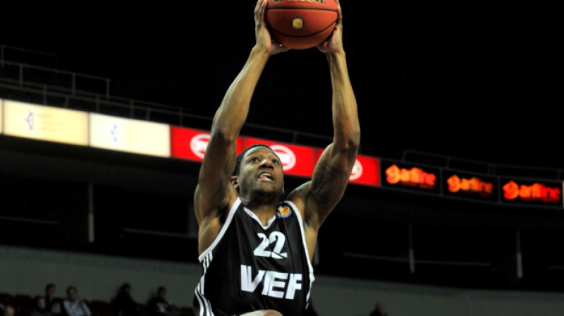 Džeralds Robinsons 
Foto: Romāns Kokšarovs, Sporta Avīze, F64