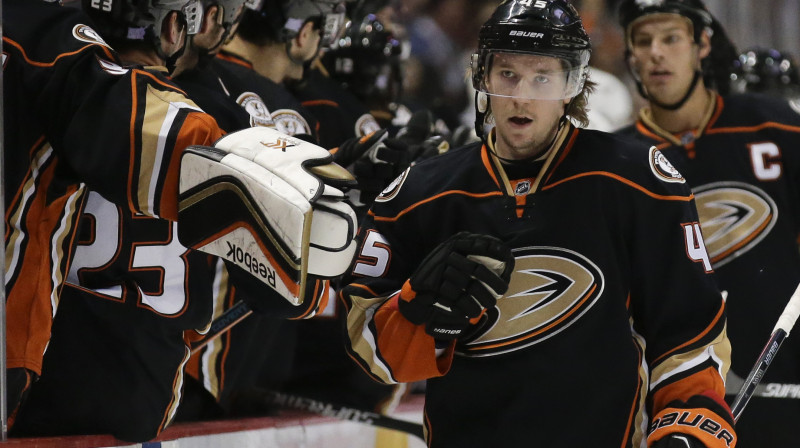 Sami Vatanens pēc vārtu guvuma 
Foto: AP/Scanpix