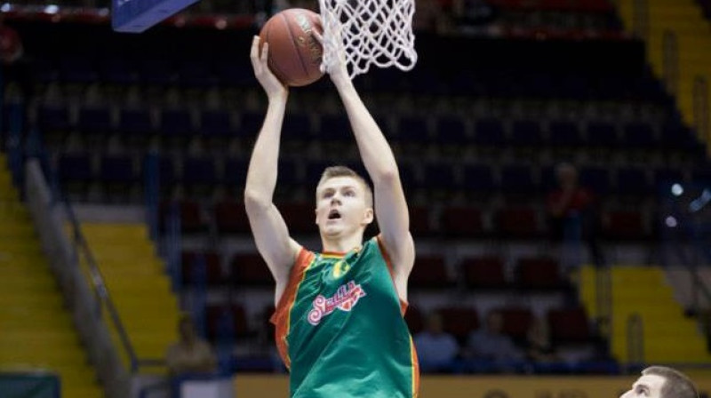 Kristaps Porziņģis: 10 punkti un zaudējums Nansī
Foto: www.eurocupbasketball.com