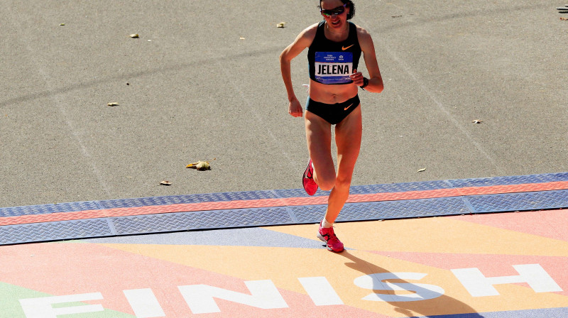 Jeļena Prokopčuka finišē Ņujorkā (2014)
Foto: AFP / Scanpix