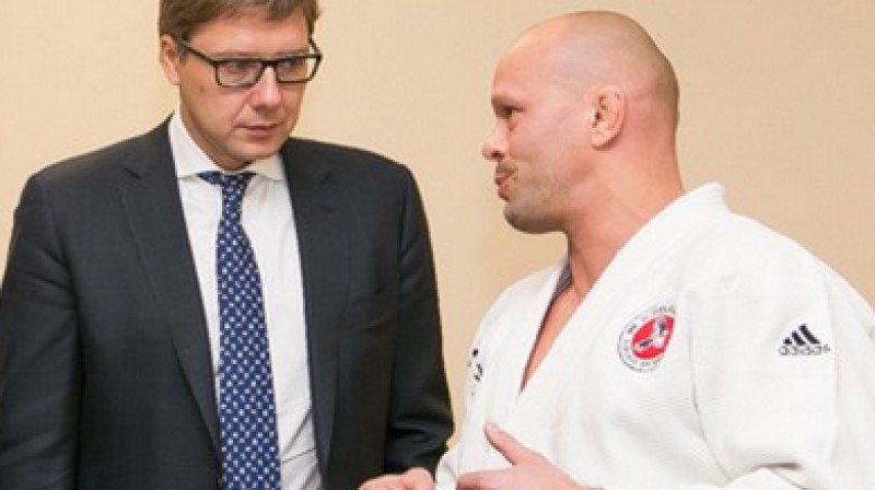 Vsevolods Zeļonijs (pa labi) 
Foto: Lauma Kalniņa, riga.lv