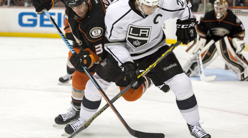 Anaheimas "Ducks" pret Losandželosas "Kings"
Foto: AFP/Scanpix