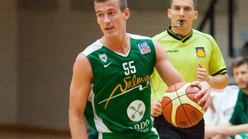 Mārtiņš Vīņauds: 11 punkti trešajā ceturtdaļā
Foto: bkvalmiera.lv