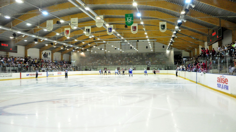 Daugavpils Ledus halle