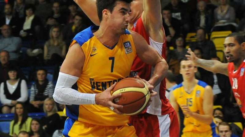 Trojs Bārnīss un BK "Ventspils": Aldaris LBL pērnā pusfināla turpinājums Jēkabpilī.
Foto: bkventspils.lv