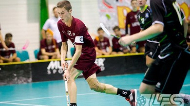 Deivids Barkovskis junioru izlases formā
Foto: floorball.lv