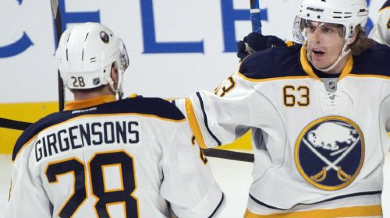 Zemgus Girgensons un Tailers Eniss
Foto:AFP/Scanpix