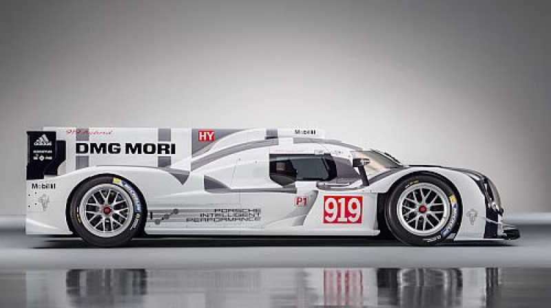 Ar šo auto "Porsche" startē Lemānā
Foto: 24h-lemans.com