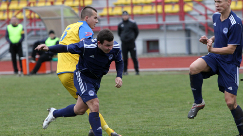 Moments no spēles starp FK "Ogre" un "Saldu/Brocēniem"
Foto: Ritvars Raits