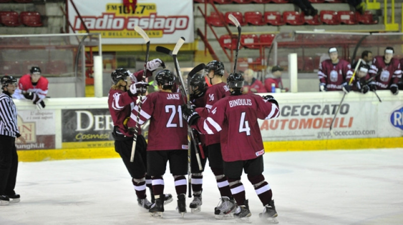 Latvijas U20 izlase svin panākumu pār austriešiem
Foto: Paolo Basso