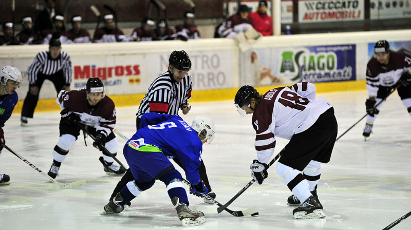 Latvijas U-20 hokejisti pasaules čempionātā pieveic Slovēniju
Foto: Paolo Basso