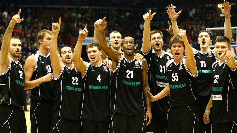 "Nizhny Novgorod" pēc uzvaras pirmajā Top16 spēlē Milānā
Foto: Euroleague