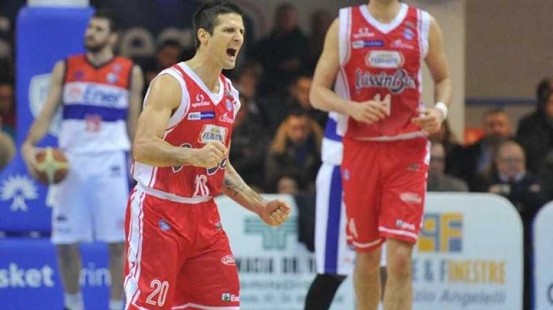 "Reggio" kapteinis Andrea Činčarīni
Foto: pallacanestroreggiana.it