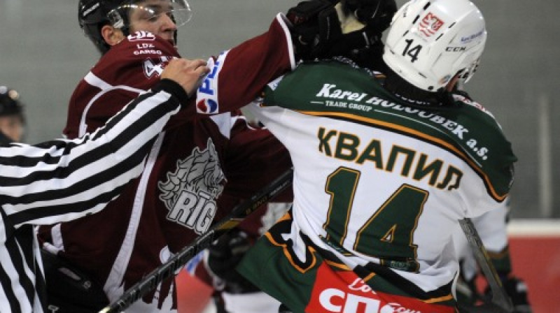 Rinalds Rosinskis pret "Energie"
Foto: Romāns Kokšarovs/F64