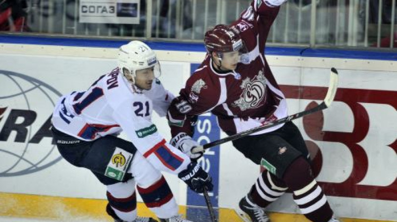 Miķeļa Rēdliha un Rīgas "Dinamo" tuvākā sekotāja ir Ņižņijnovgorodas "Torpedo"
Foto: Romāns Kokšarovs, Sporta Avīze, f64