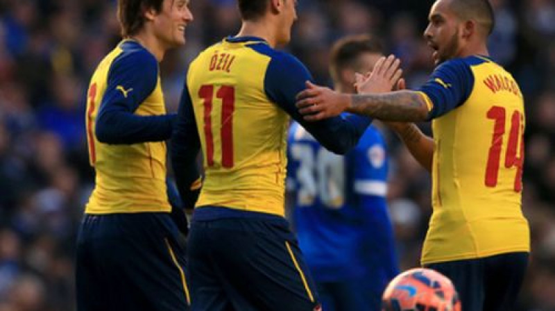 "Arsenal" spēlētāji pēc kārtējā vārtu guvuma
Foto: EMPICS Sport/Scanpix