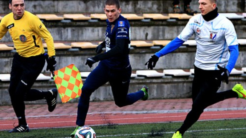 Vladimirs Kamešs ar bumbu
Foto: pogonszczecin.pl