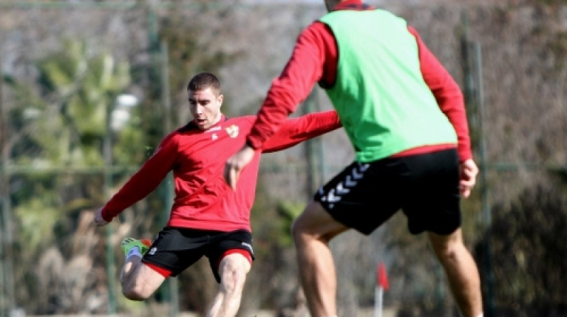 Aleksandrs Fertovs "Korona" treniņā
Foto: korona-kielce.pl