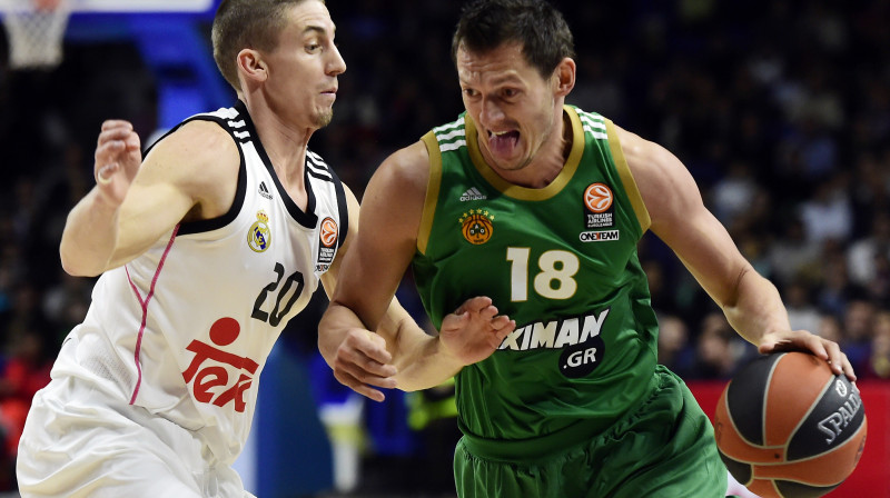 Jānis Blūms pret Džeisiju Kerolu
Foto: AFP/Scanpix