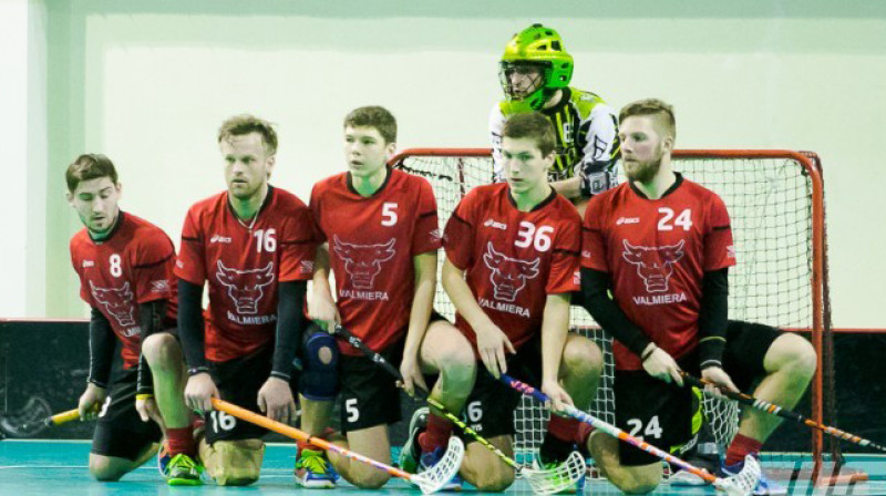 FBK "Valmiera/ViA"
Foto: Raivo Sarelainens, floorball.lv