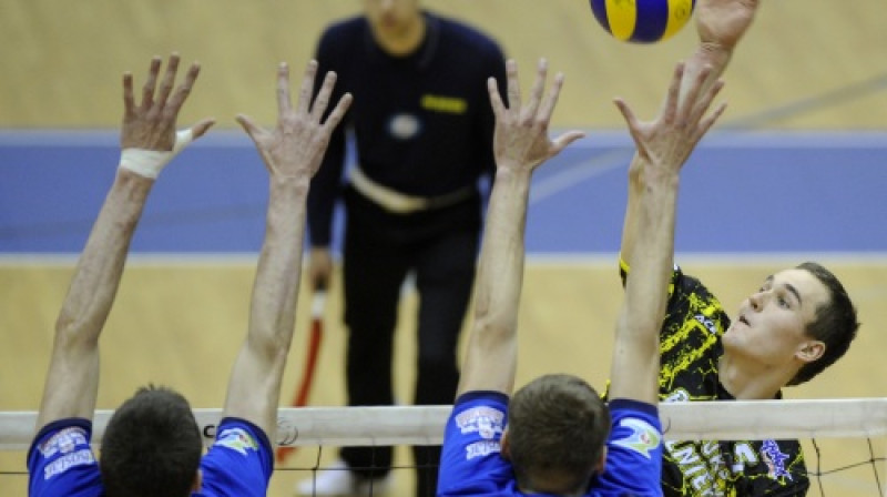 Armands Āboliņš uzbrukumā
Foto: Romāns Kokšarovs/F64