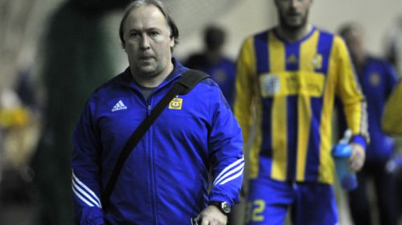 "Ventspils" galvenais treneris Jurģis Pučinsks
Foto: Romāns Kokšarovs/F64