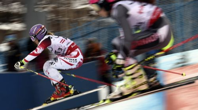 Austriete Mihaela Kirhgasera pārspēj kanādieti Kendesu Krofordi
Foto: AFP/Scanpix