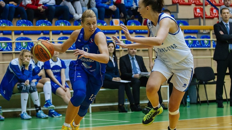 Anete Jēkabsone-Žogota spēlē pret Novosibirsku
Foto: kurskbasket.ru