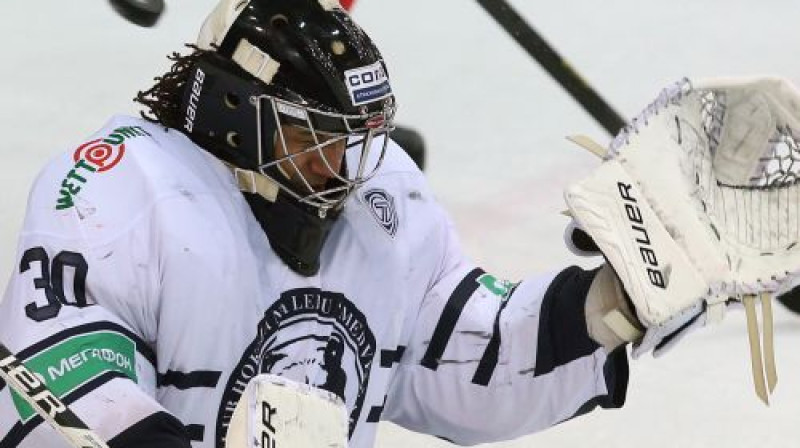 "Medvescak" vārtsargs Marks Ovuja
Foto: TASS/Scanpix