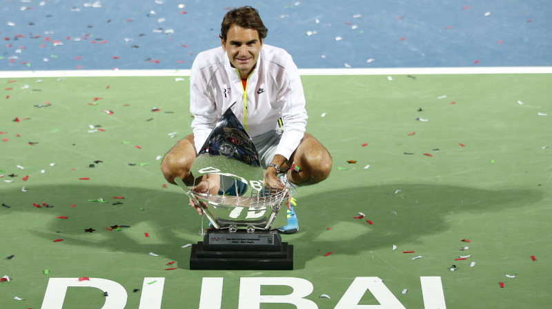 Rodžers Federers ar septīto Dubaijas čempiona trofeju
Foto: Reuters/Scanpix