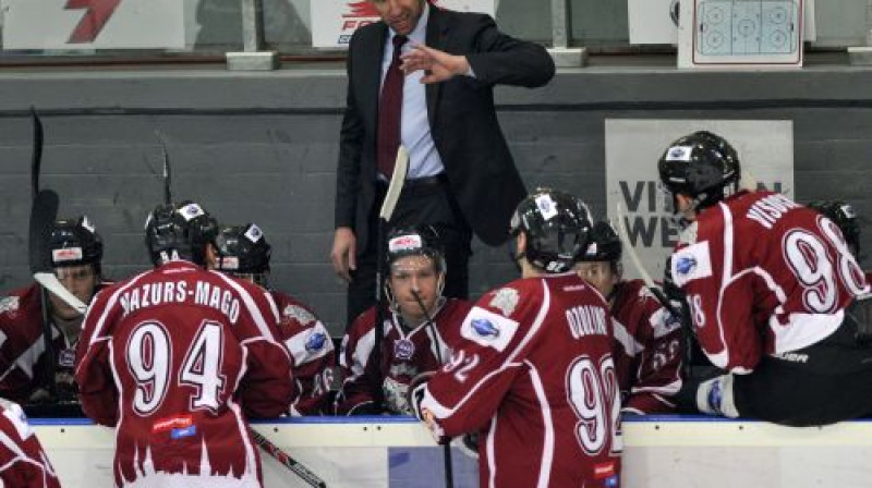 "Rīgas" galvenais treneris Ronalds Ozoliņš
Foto: Romāns Kokšarovs, Sporta Avīze, f64