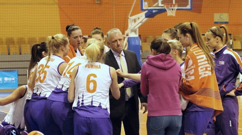 "TTT Rīga" cīnīsies par otro Latvijas - Igaunijas sieviešu līgas čempionu titulu.
Foto: Romualds Vambuts