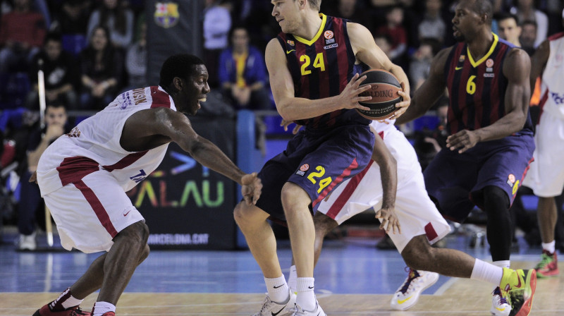 Breds Olesons (ar bumbu)
Foto: AFP/Scanpix
