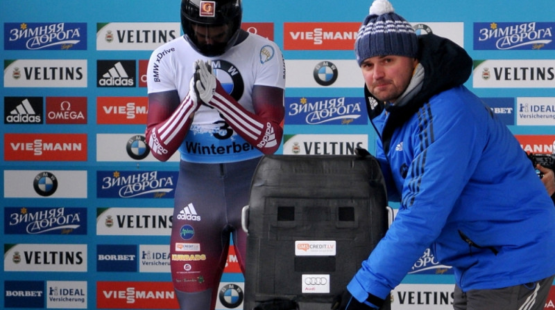 Startē Martins Dukurs
Foto: Romualds Vambuts no Vinterbergas, Vācija