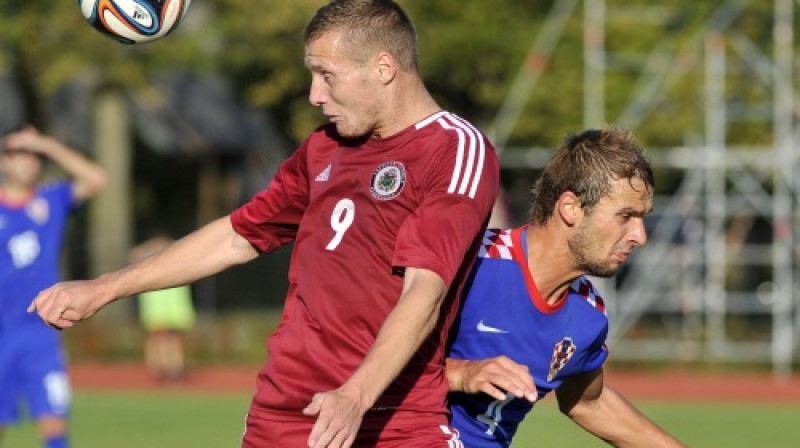 Daniils Ulimbaševs Latvijas U21 izlases kreklā
Foto: Romāns Kokšarovs/F64