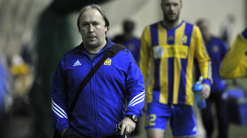 FK "Ventspils" komandu cīņā vedīs galvenais treneris Jurģis Pučinsks. 
Foto: Romāns Kokšarovs/f64