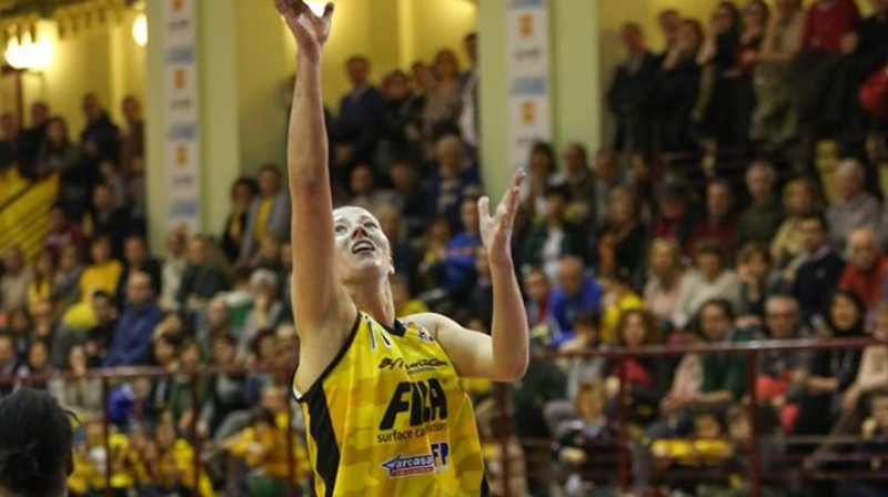 Aija Putniņa: 20 punkti uzvarā pār "Battipaglia"
Foto: legabasketfemminile.it
