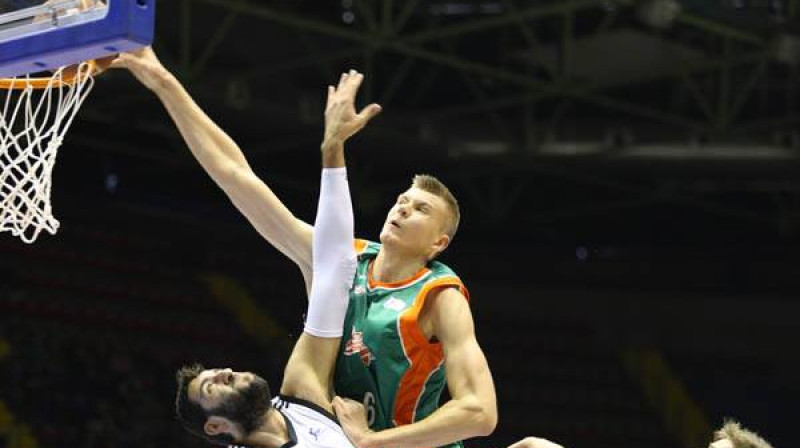 Kristaps Porziņģis
Foto: baloncestosevilla.com