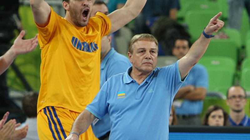 Maiks Fratello pie Ukrainas izlases stūres 
Foto: AP/Scanpix