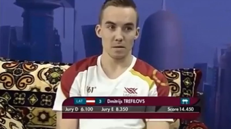 Dmitrijs Trefilovs sagaida rezultātu Dohā 
Foto: fig-gymnastics.com